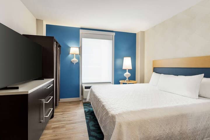 Room 12 of 63